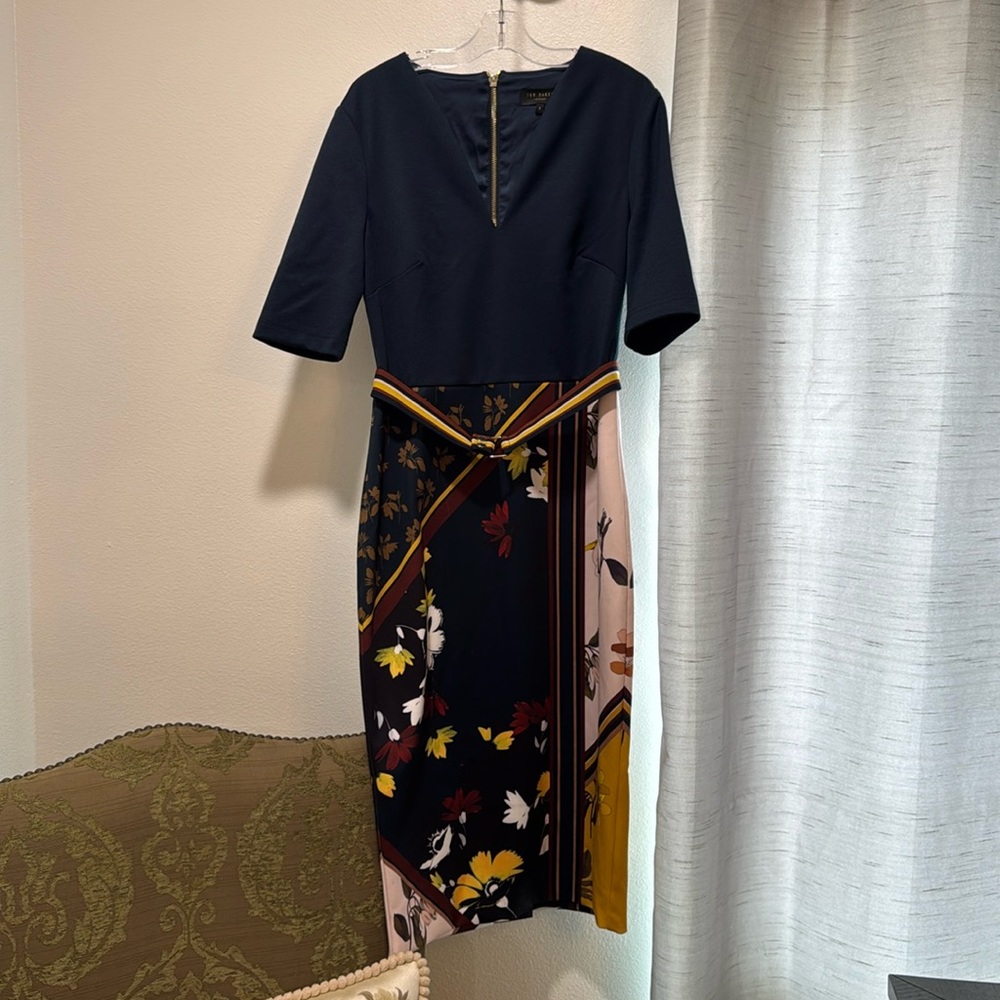 Ted Baker London Madiiy Savanna Bodycon Dress Ted Size 1 navy floral